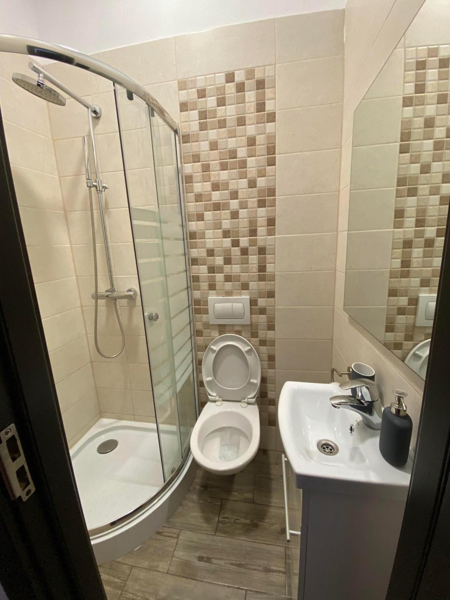 Ada'S Luxury Apartament&Studio - Old City บราชอฟ ภายนอก รูปภาพ