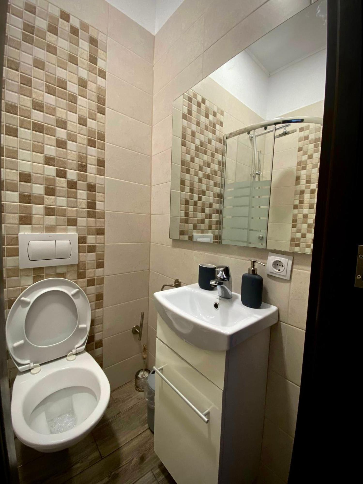 Ada'S Luxury Apartament&Studio - Old City บราชอฟ ภายนอก รูปภาพ
