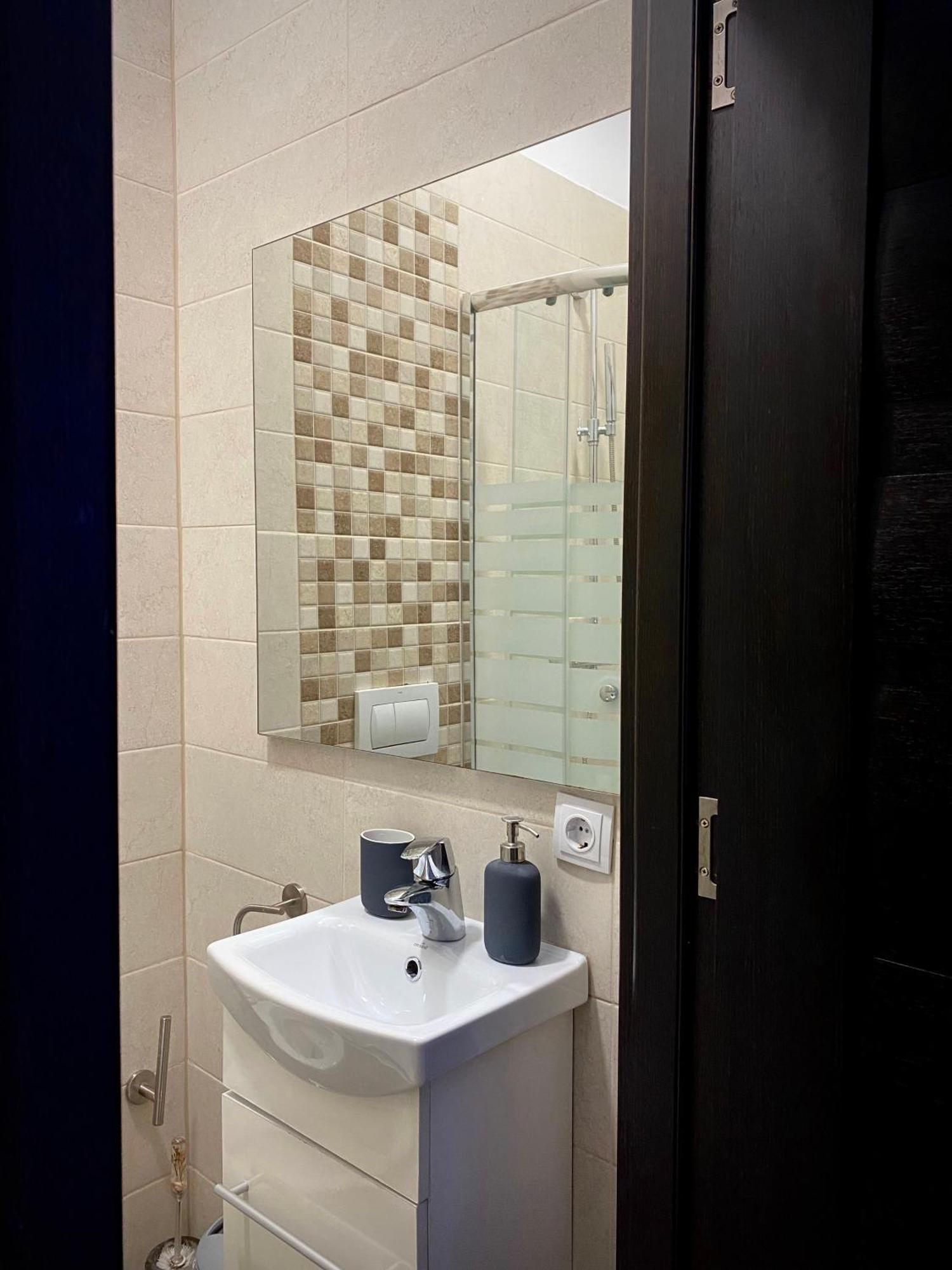 Ada'S Luxury Apartament&Studio - Old City บราชอฟ ภายนอก รูปภาพ