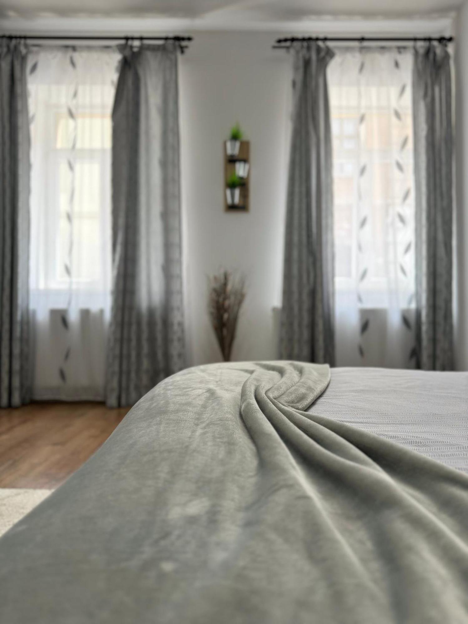 Ada'S Luxury Apartament&Studio - Old City บราชอฟ ภายนอก รูปภาพ