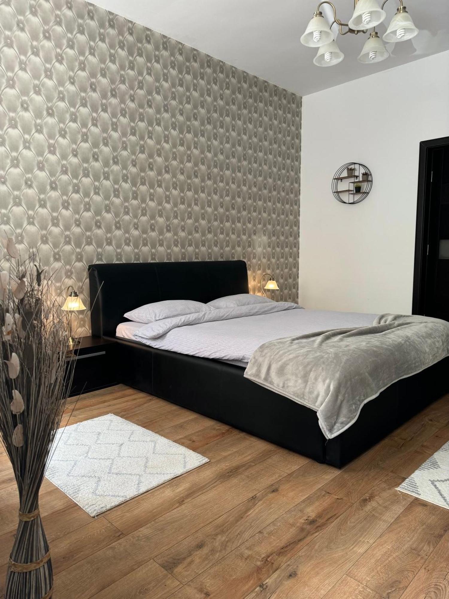 Ada'S Luxury Apartament&Studio - Old City บราชอฟ ภายนอก รูปภาพ